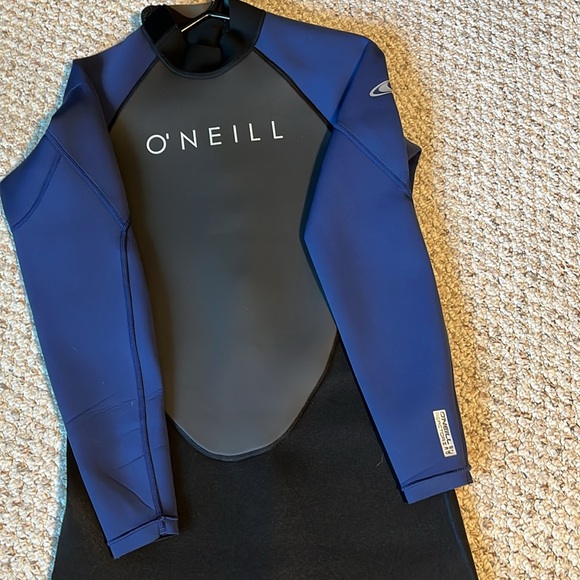 Scuba, surfing, kiteboarding wetsuit XL. NWT never out of the package! - Picture 2 of 5